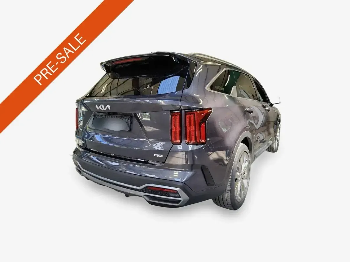 Gebraucht Kia Sorento Platinum 193 PS (141 kW) 2023 Grau SUV
