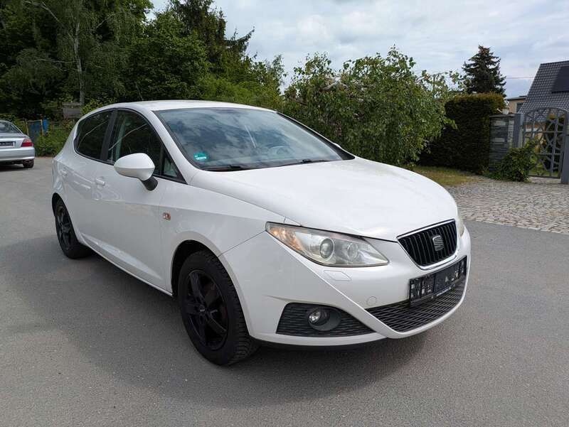Weiß Gebraucht 2008 Seat Ibiza Stylance Limousine | 2.200 € (Fairer Preis) - Bild 1/4