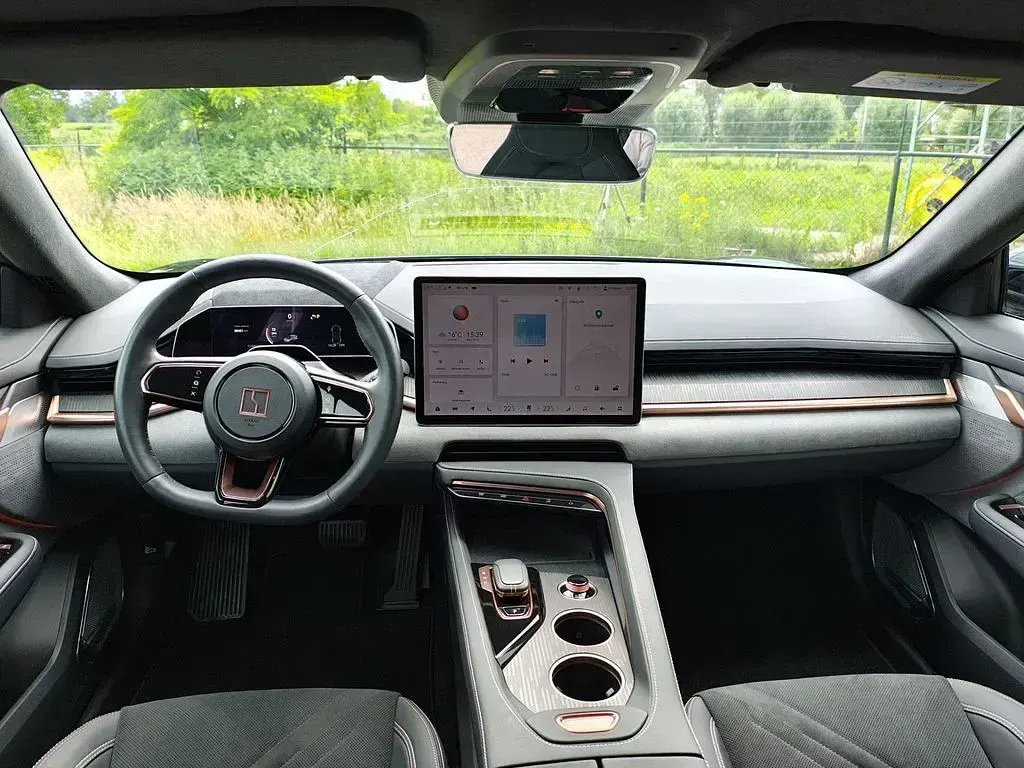 Gebraucht Zeekr 001 Performance AWD 400 kW (544 PS) 2024 Schwarz Kleinwagen