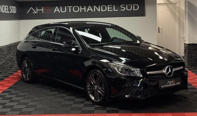 Gebraucht Mercedes CLA200 Shooting Brake 136 PS (100 kW) 2016 Schwarz Kombi