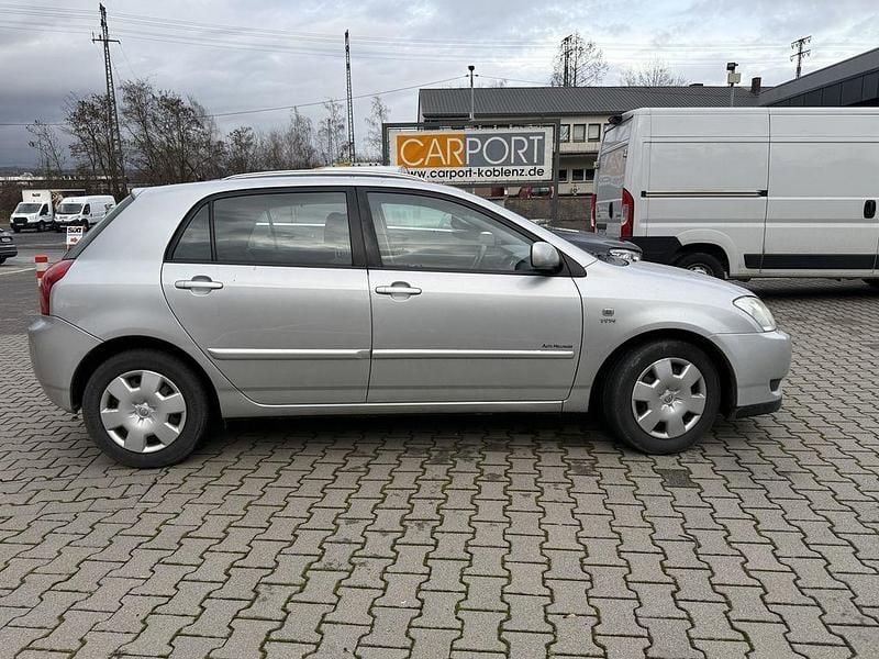 Gebraucht Toyota Corolla 110 PS (80 kW) 2003 Silber Limousine