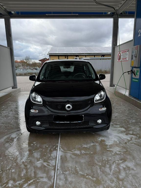 Gebraucht Smart ForFour Passion 71 PS (52 kW) 2017 Schwarz Kleinwagen