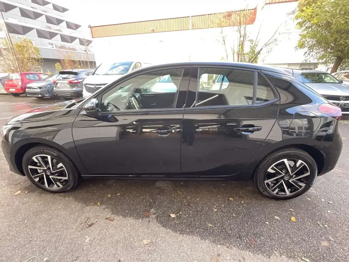 Nowe Opel Corsa 136 KM (100 kW) 2025 Czarny Hatchback