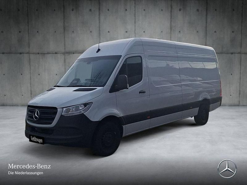 Gebraucht Mercedes Sprinter 170 PS (125 kW) 2025 Weiß Van