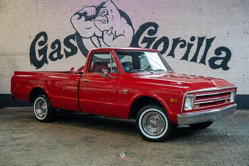 Gebraucht Chevrolet C10 165 PS (121 kW) 1968 Rot Abholung