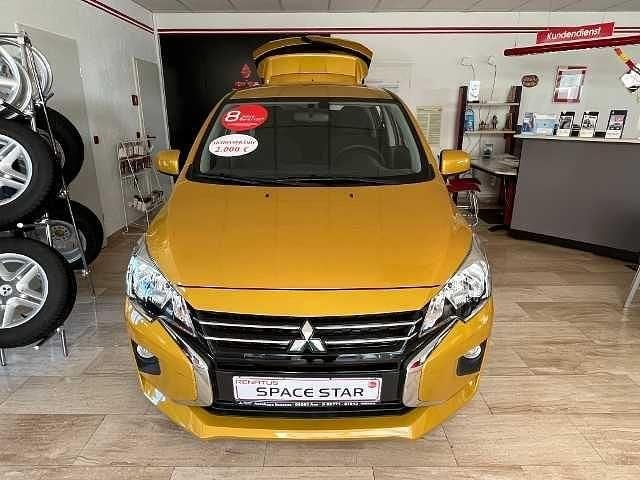 Neu Mitsubishi Space Star Select+ 71 PS (52 kW) 2025 Gelb Kleinwagen