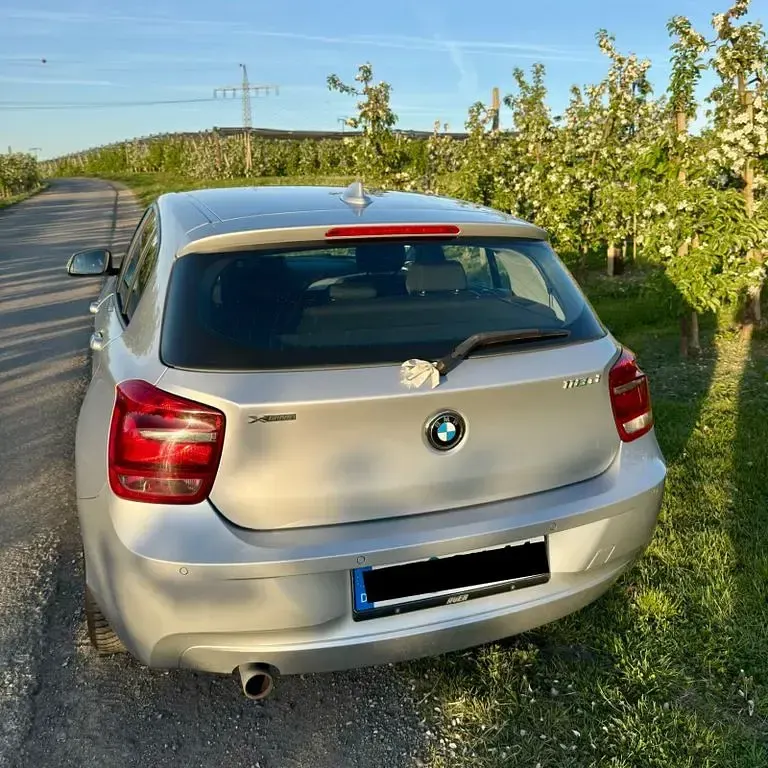 Gebraucht BMW 118 143 PS (105 kW) 2014 Silber Kleinwagen