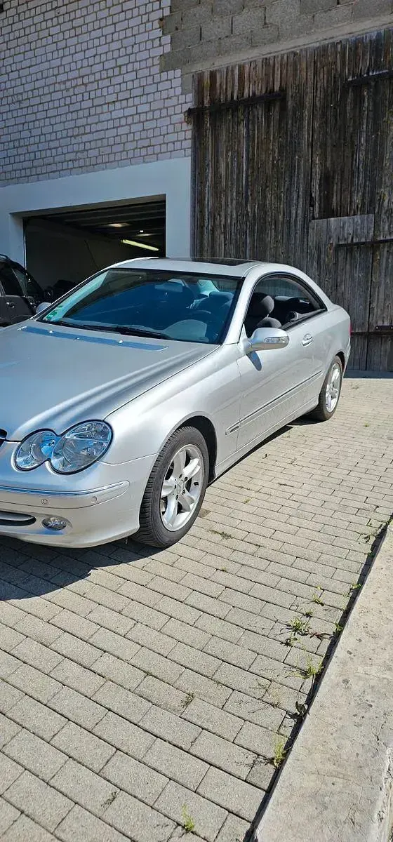 Gebraucht Mercedes CLK200 Avantgarde 163 PS (119 kW) 2005 Silber Coupé