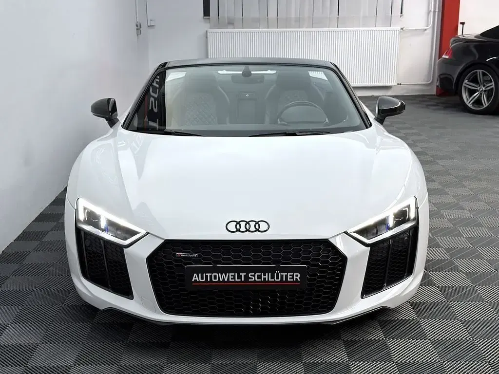 Gebraucht Audi R8 Spyder Ambiente 540 PS (397 kW) 2016 Weiß Cabrio