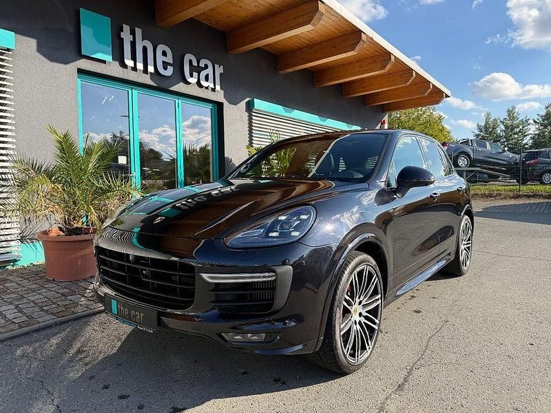 Schwarz Gebraucht 2016 Porsche Cayenne GTS SUV | 42.990 € (Fairer Preis) - Bild 1/4