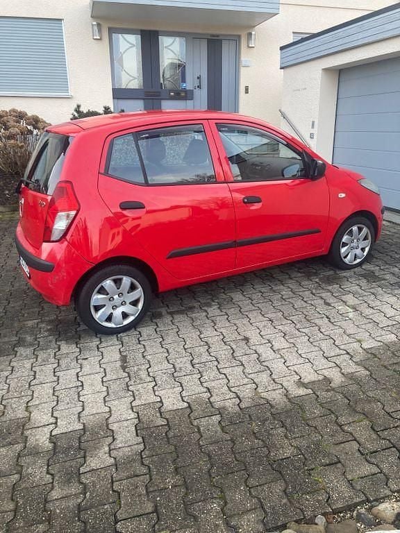 Gebraucht Hyundai i10 67 PS (49 kW) 2008 Rot Kleinwagen