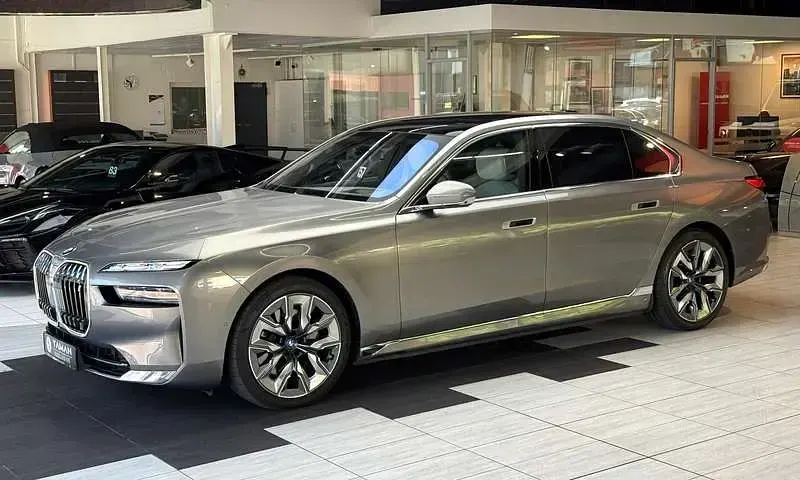 Gebraucht BMW i7 Performance 400 kW (544 PS) 2022 Grau Limousine