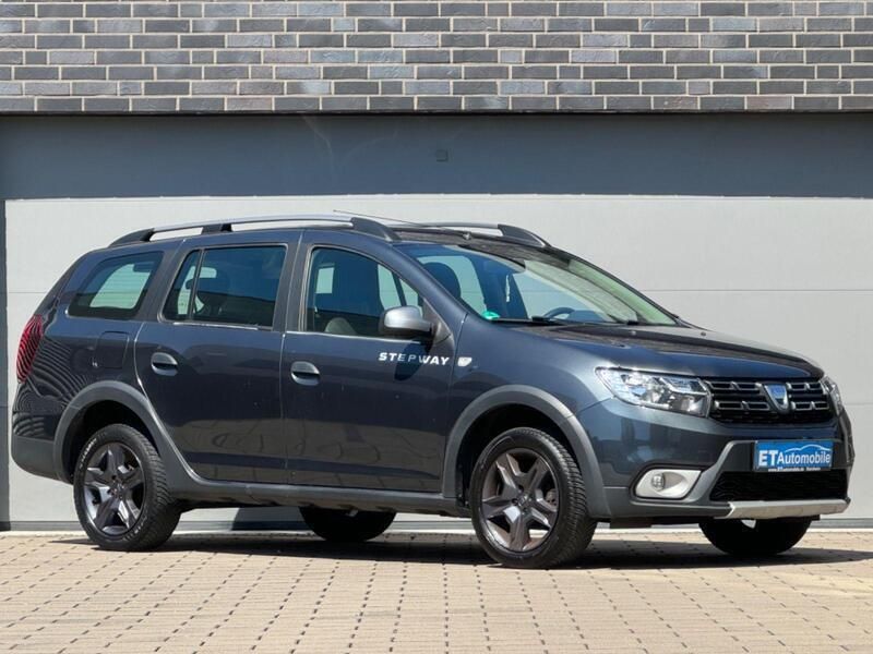 Grau Gebraucht 2017 Dacia Logan MCV Stepway Kombi | 5.490 € (Guter Preis) - Bild 1/4