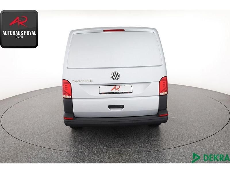 Gebraucht VW T6.1 110 PS (80 kW) 2021 Silber (metallic) Van