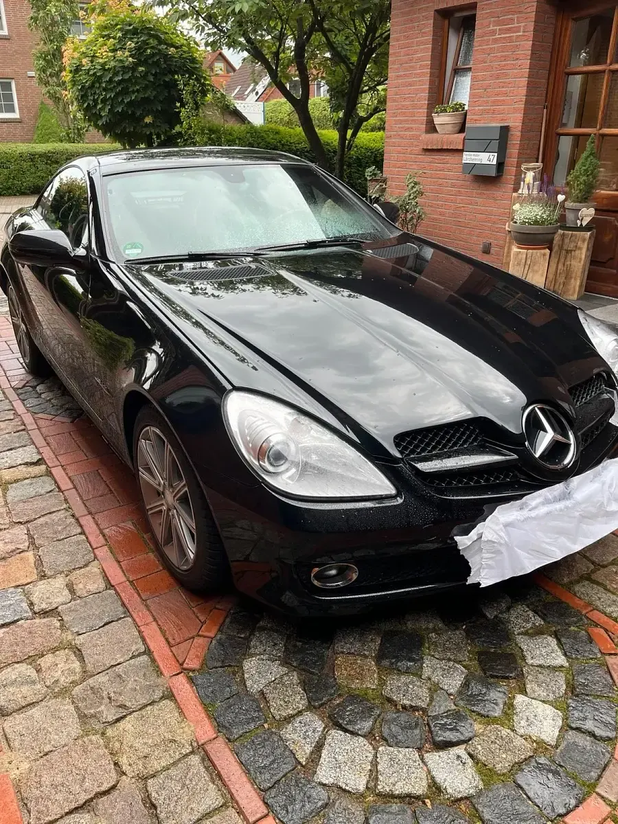 Gebraucht Mercedes SLK200 2LOOK Edition 185 PS (136 kW) 2010 Schwarz Cabrio