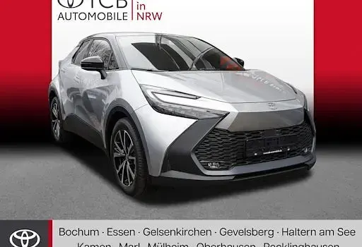 Gebraucht Toyota C-HR 140 PS (102 kW) 2025 Silber SUV