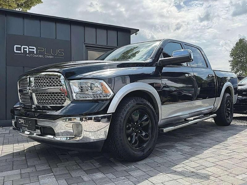 Schwarz Gebraucht 2015 Dodge Ram Abholung | 29.990 € (Superpreis) - Bild 1/3
