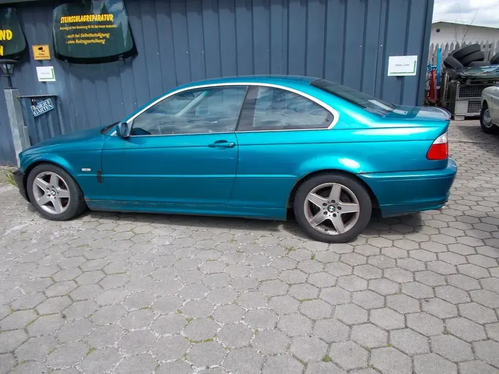 Occasion BMW 320 150 ch (110 kW) 2000 Bleue