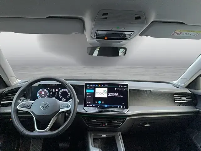 Gebraucht VW Passat Business 150 PS (110 kW) 2025 Silber Kombi