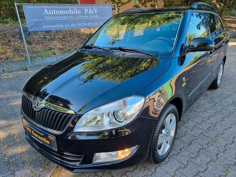 Schwarz Gebraucht 2014 Skoda Fabia Fresh Kombi | 6.590 € (Fairer Preis) - Bild 1/4