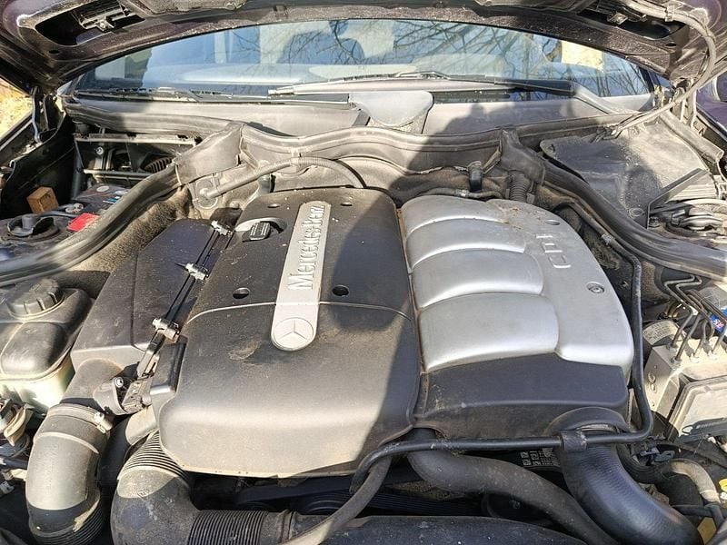 Gebraucht Mercedes C200 116 PS (85 kW) 2003 Blau Limousine