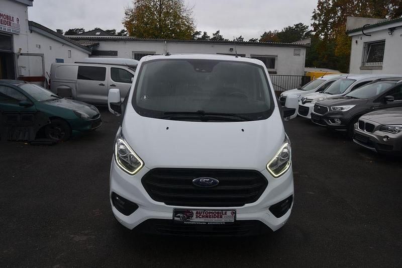 Gebraucht Ford Transit Custom Trend 131 PS (96 kW) 2019 Frostweiß Van / Kleinbus