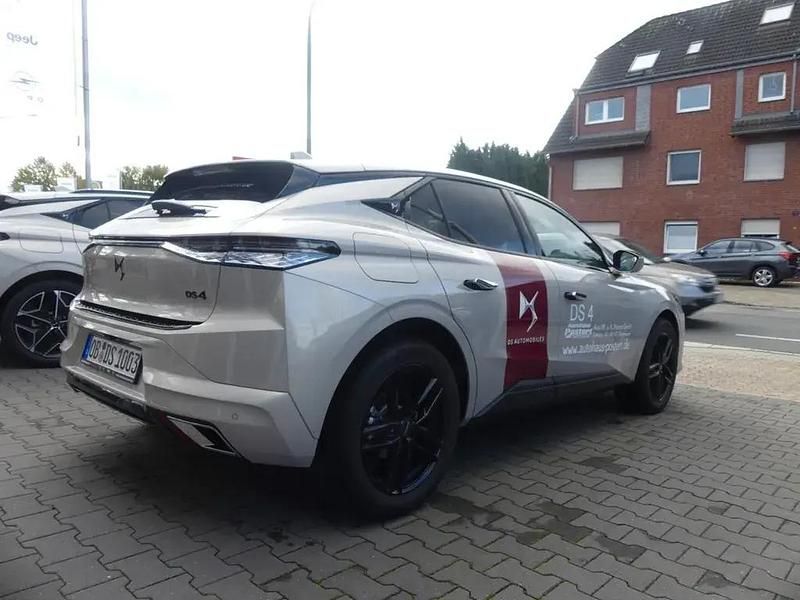Gebraucht DS Automobiles DS4 Performance Line Plus 131 PS (96 kW) 2023 Grau Limousine