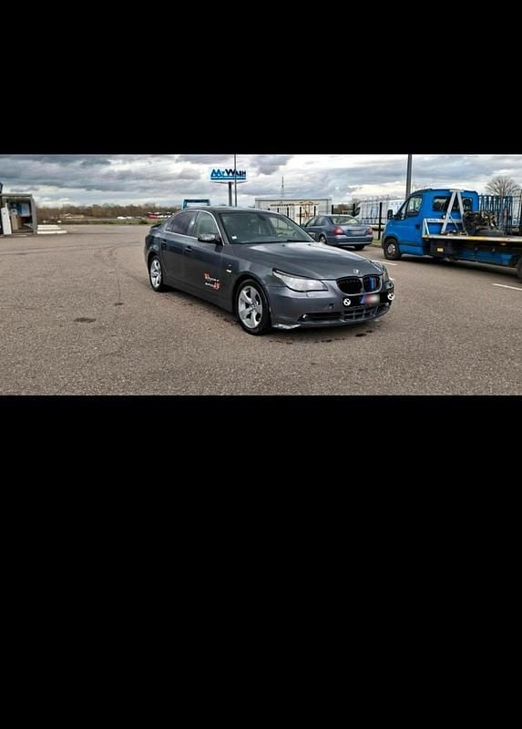 Gebraucht BMW 525 225 PS (165 kW) 2007 Grau Limousine