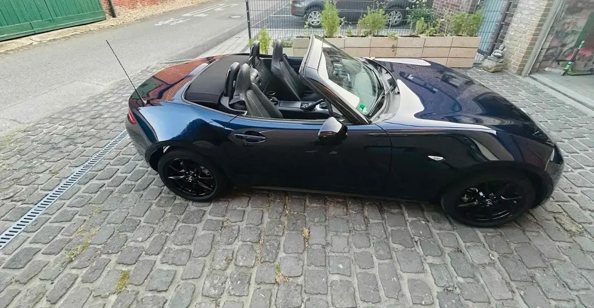 Gebraucht Mazda MX5 Ad'Vantage 132 PS (97 kW) 2022 Blau Cabrio