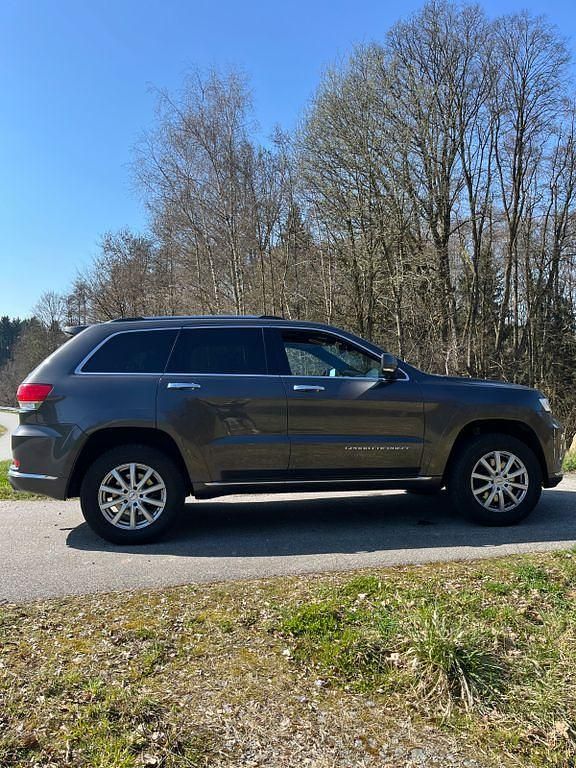 Gebraucht Jeep Grand Cherokee Summit 250 PS (183 kW) 2016 Grau SUV