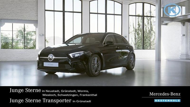 Unilack nachtschwarz Gebraucht 2019 Mercedes A220 Progressive Limousine | 25.590 € (Fairer Preis) - Bild 1/4