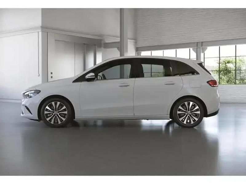 Gebraucht Mercedes E250 Style 160 PS (117 kW) 2022 Unilack polarweiß Kombi