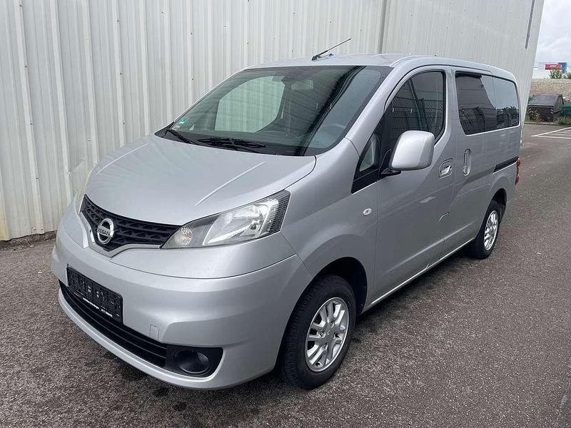 Silver (m) Gebraucht 2016 Nissan Evalia Premium Edition Van / Kleinbus | 7.990 € - Bild 1/4