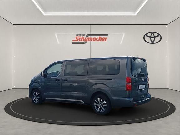 Gebraucht Toyota Proace Verso Plus 177 PS (130 kW) 2024 Basaltgrau metallic Kombi