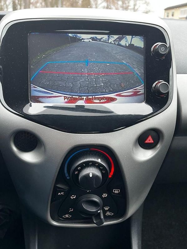 Gebraucht Citroën C1 69 PS (50 kW) 2015 Grau Kleinwagen