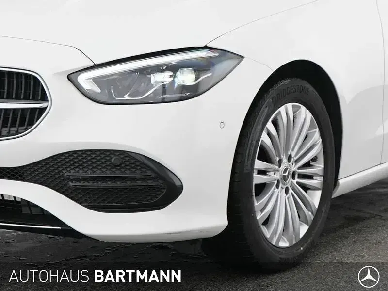 Gebraucht Mercedes C180 Avantgarde 170 PS (125 kW) 2025 Polarweiß uni Limousine