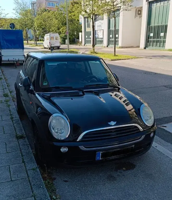 Gebraucht Mini ONE 90 PS (66 kW) 2005 Schwarz Kleinwagen