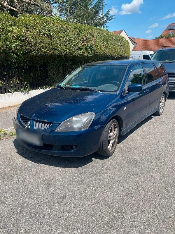 Gebraucht Mitsubishi Lancer 130 PS (95 kW) 2005 Blau Kombi