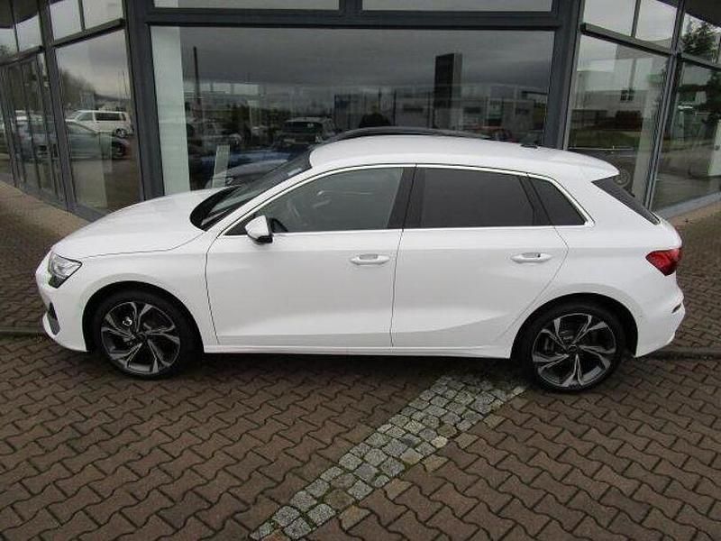 Gebraucht Audi A3 Sport 150 PS (110 kW) 2025 Weiß Limousine