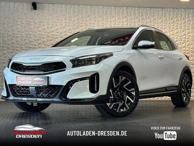 Weiß Gebraucht 2023 Kia XCeed Spirit SUV | 24.999 € (Fairer Preis) - Bild 1/4