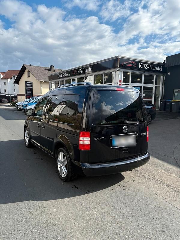 Gebraucht VW Caddy 140 PS (102 kW) 2015 Schwarz Van / Kleinbus