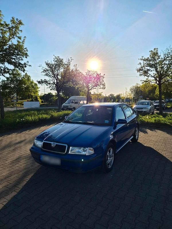 Second-hand Skoda Octavia 102 CP (75 kW) 2000 Albastru Berlinǎ