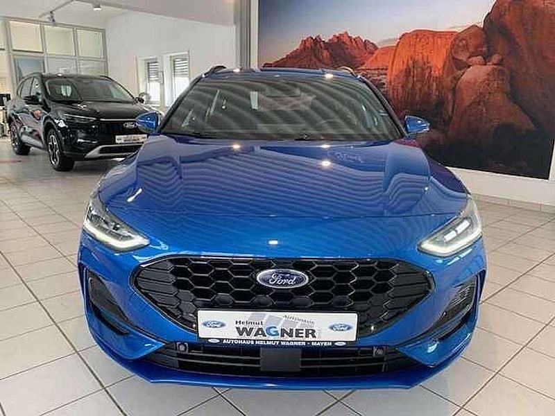 Gebraucht Ford Focus ST-Line X 155 PS (114 kW) 2025 Desert island blue Kombi