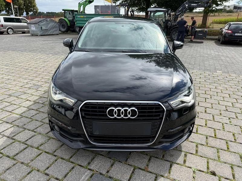 Gebraucht Audi A1 S-Line 86 PS (63 kW) 2011 Schwarz Kleinwagen