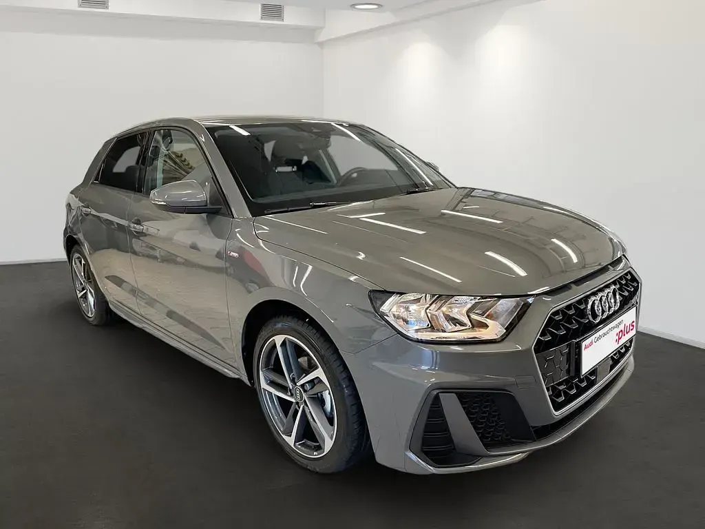 Gebraucht Audi A1 Sportback S-Line 95 PS (69 kW) 2025 Grau Kleinwagen