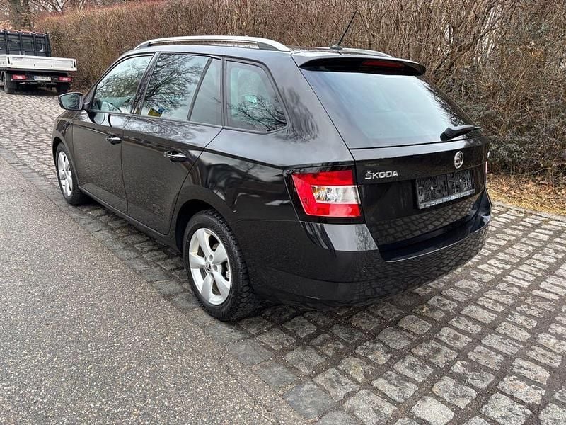 Gebraucht Skoda Fabia Style 110 PS (80 kW) 2016 Schwarz Kombi