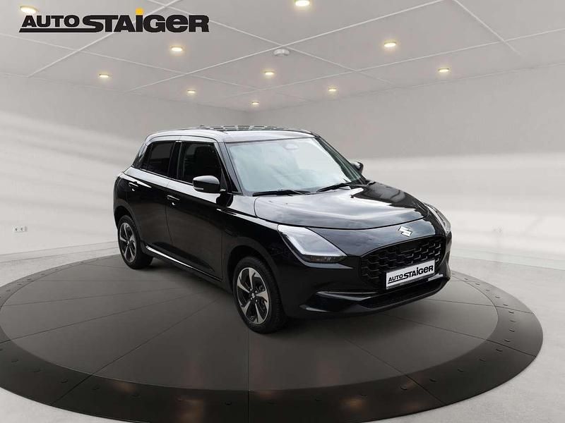 Neu Suzuki Swift 83 PS (61 kW) 2026 Super black pearl Kleinwagen