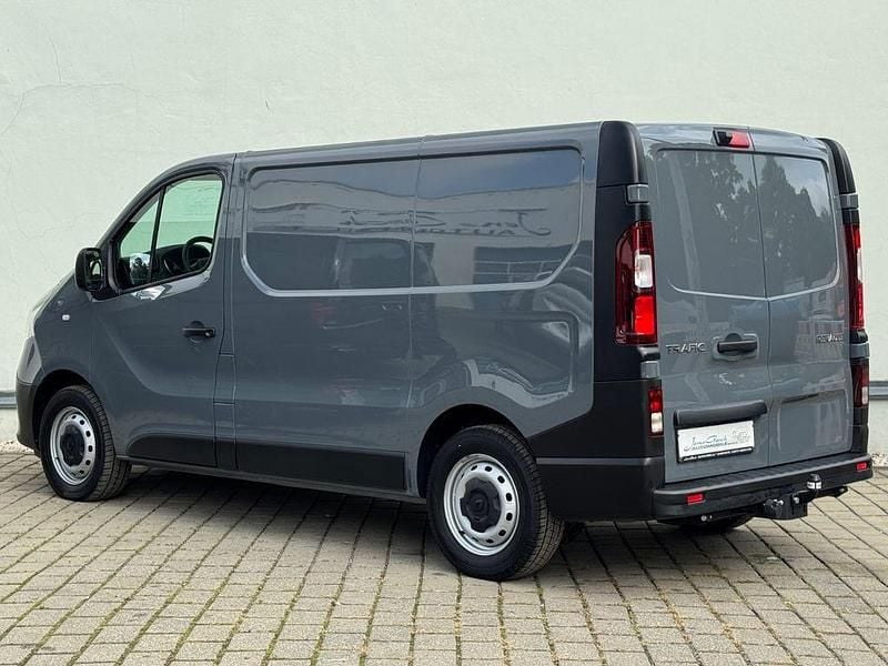 Gebraucht Renault Trafic 145 PS (106 kW) 2021 Grau Van / Kleinbus