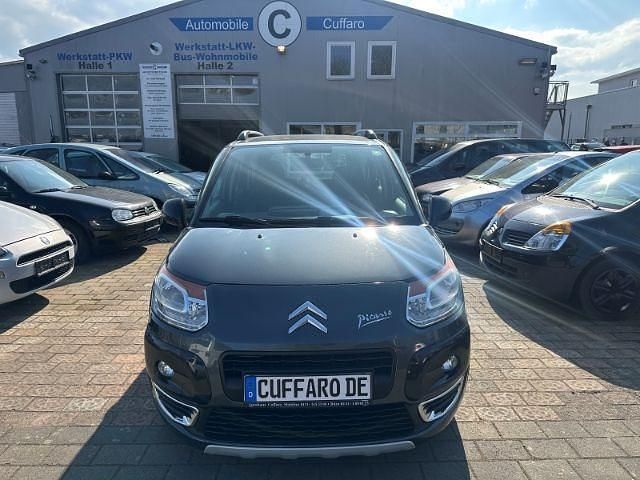 Grau Gebraucht 2012 Citroën C3 Picasso Tendance Van / Kleinbus | 2.699 € (Teuer) - Bild 1/4