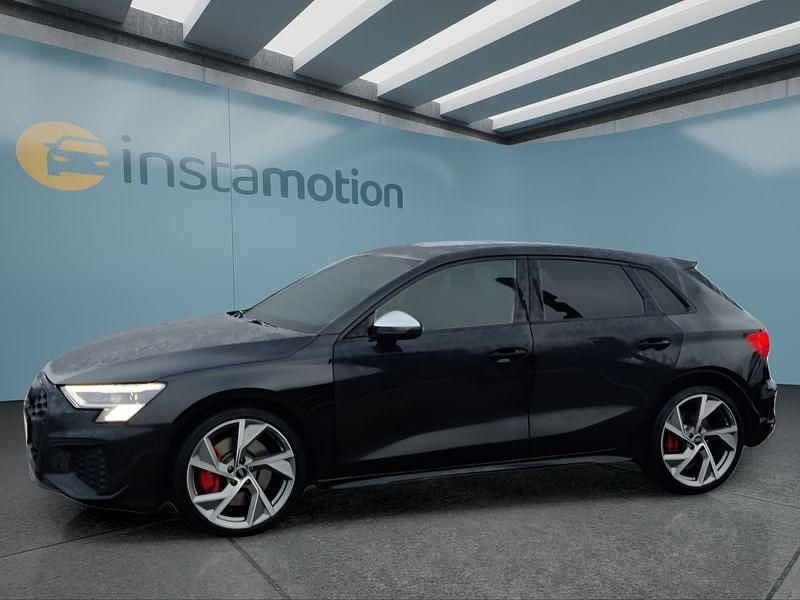Schwarz Gebraucht 2024 Audi S3 Sportback Kleinwagen | 40.499 € (Guter Preis) - Bild 1/4